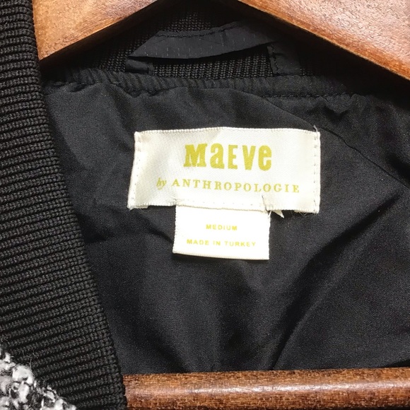 Maeve - Picture 8 of 11